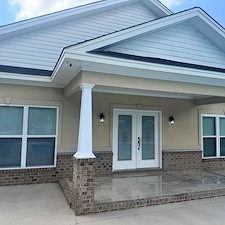 House-Washing-and-Concrete-Cleaning-in-Springfield-GA-by-Blue-Line-Pressure-Washing-Savannahs-Top-Exterior-Cleaning-Company 4